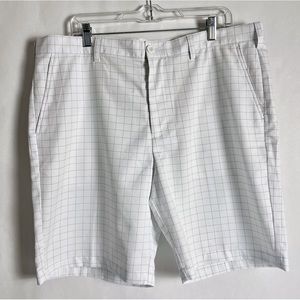 Izod Golf Shorts Men’s Size 38